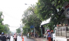 Tin tức tai nạn giao thông mới nhất hôm nay 2/7/2019: Tông cột đèn chiếu sáng, 2 người thương von