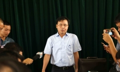 Chủ tịch huyện đề xuất làm đường cho trâu bò đi qua quốc lộ