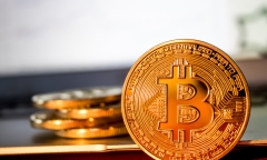 Giá bitcoin hôm nay 23/11: tăng lên hơn 8.200 USD
