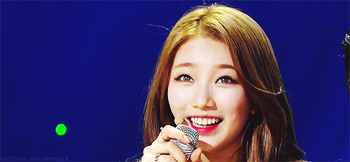 Suzy từng bị cấm cười trước công chúng thời mới ra mắt, và đây là lý do!