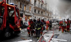 Vụ nổ lớn tại trung tâm Paris: 2 lính cứu hỏa thiệt mạng, số người bị thương tăng lên 47