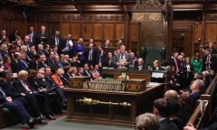 Quốc hội Anh tuyên bố giải thể 