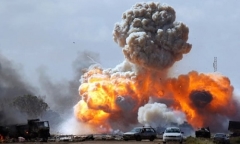 Liên minh Mỹ-Anh-Pháp thảo luận phương án không kích Syria