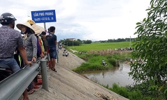 Quảng Nam: Bé trai 27 tháng tuổi ở với ông ngoại mất tích bí ẩn
