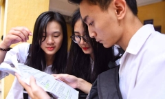 Video: 44 thí sinh Sơn La được nâng điểm trong kì thi THPT 2018 có thân thế đặc biệt gì?