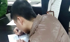 Can ngăn hai bạn đánh nhau, nam sinh bị đâm thấu tin tử vong