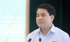 Chủ tịch Nguyễn Đức Chung: Lát đá vỉa hè làm rất bừa bãi