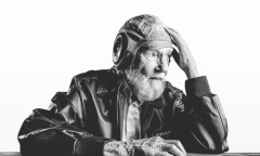 Ngạc nhiên với bí quyết sống lâu của những cụ già trăm tuổi