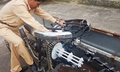 Xe máy gắn 