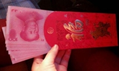 Nữ sinh kiện cha mẹ vì 