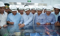 Thủ tướng thị sát và làm việc tại Formosa Hà Tĩnh