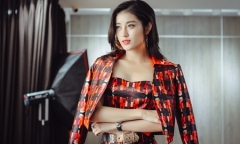 Huyền My trở lại sàn catwalk sau Miss Grand, diễn chung show với Võ Hoàng Yến
