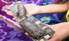 Bé gái 11 tuổi suýt bị thương vì iPhone 6 bốc cháy trên tay