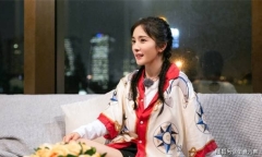 Chỉ vì một câu nói, Dương Mịch leo thẳng lên hot search Weibo