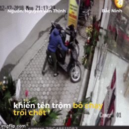 Video: Bị phát hiện, tên trộm SH “ba chân bốn cẳng” bỏ chạy trối chết