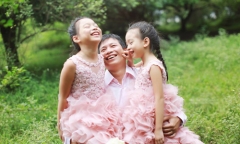 Nhà có con gái thích thật mấy ông ạ!