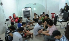 Phá sới đá gà
