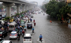 Bắc Bộ mưa dông đến cuối tuần, Hà Nội đối diện với nguy cơ ngập nặng