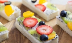 Cách làm bánh sandwich hoa quả cho bữa ăn ngày hè, tốt cho sức khỏe