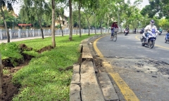 2 hố ga bất ngờ phát nổ, rung chuyển mặt đường