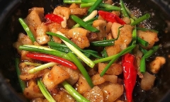 Tận dụng tóp mỡ thừa làm ngay món đơn giản mà đưa cơm