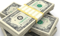 Tỷ giá USD 4/10: Đồng bạc xanh trụ vững ở mức cao, tỷ giá trung tâm tăng 5 đồng