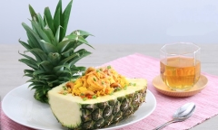Làm cơm chiên tôm dứa kiểu Thái lạ miệng, thơm ngon