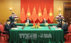 Việt Nam - Trung Quốc ký kết và trao 19 văn kiện hợp tác