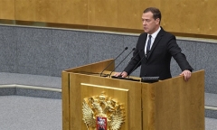 Quốc hội Nga phê chuẩn ông Medvedev làm Thủ tướng