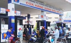 Ngày mai, giá xăng dầu tăng mạnh?
