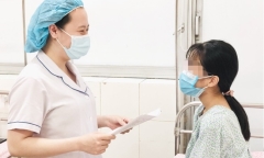 Tin tức đời sống ngày 8/3: Bé gái có buồng trứng và vòi tử cung tím đen