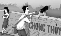 Bí mật 10 năm: Người đàn bà ngã quỵ khi thấy tin nhắn của 1 người đàn bà khác trong điện thoại chồng