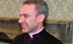 Hồng y Vatican bị bắt vì tàng trữ phim ảnh ấu dâm