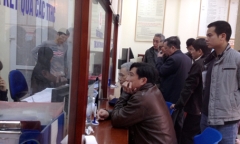 Cán bộ Hà Nội phải xin lỗi nếu để dân chờ đợi lâu
