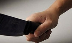 Quảng Nam: Cô giáo bị chồng chặn đường, chém trọng thương