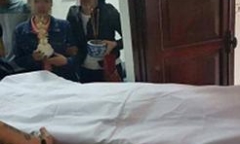 Điều tra nghi án bố bị nhóm côn đồ truy sát tử vong khi đang chở con trên đường