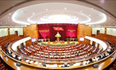 Hội nghị Trung ương 8: Đẩy mạnh phát triển kinh tế - xã hội, tăng cường xây dựng Đảng