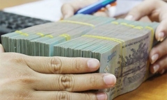 Giám đốc Sở mất hàng trăm triệu đồng trong phòng làm việc