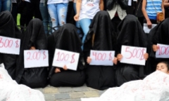 Nô lệ tình dục của IS thường tìm đến cái chết để giải thoát