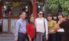 Hiệu trưởng, hiệu phó bị xem xét kỷ luật vì đi đền Bà Chúa Kho trong giờ hành chính