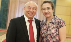 Chân dung người chồng đa tài, hơn 21 tuổi của BTV Vân Anh