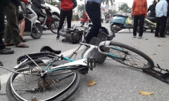 Cụ ông đi xe đạp bị ô tô tông từ phía sau, tử vong tại chỗ