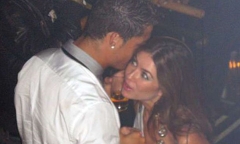 Lộ video Ronaldo say sưa bên Kathryn Mayorga tại hộp đêm
