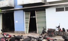 Hỏa hoạn thiêu rụi trăm chiếc xe máy, 5 sinh viên nhập viện cấp cứu