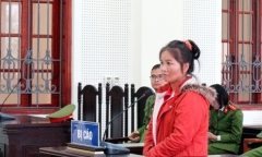 Bố bị hại xin giảm hình phạt cho kẻ đã bán con gái 15 tuổi sang xứ người làm vợ