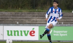 Văn Hậu không được ra sân trận SC Heerenveen gặp Willem II, có mặt trong danh sách dự bị
