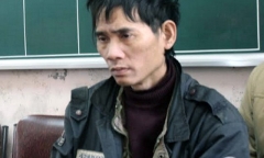 Bắt quả tang cựu giáo viên