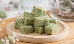 Cùng vào bếp làm kẹo dẻo matcha cho em bé ngoan ngoãn của bạn