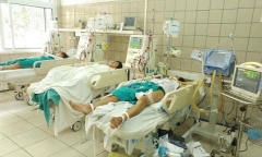 Hà Nội: Khởi tố vụ hàng loạt sinh viên nguy kịch do ngộ độc rượu