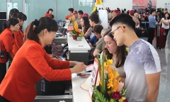 “Cháy vé” dịp Tết Nguyên đán, hàng không tăng chuyến, mở đường bay mới